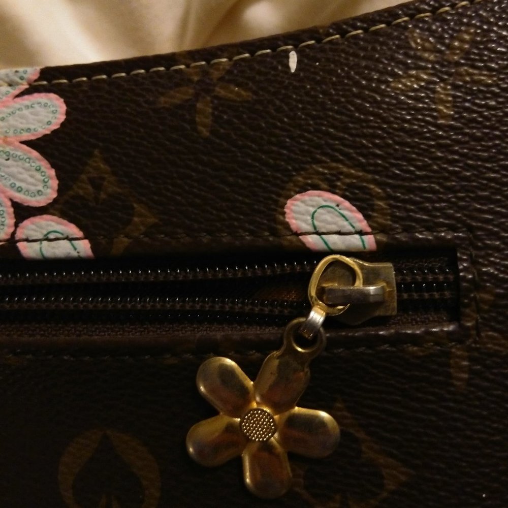 Cute Handbag - Picture 5 of 14